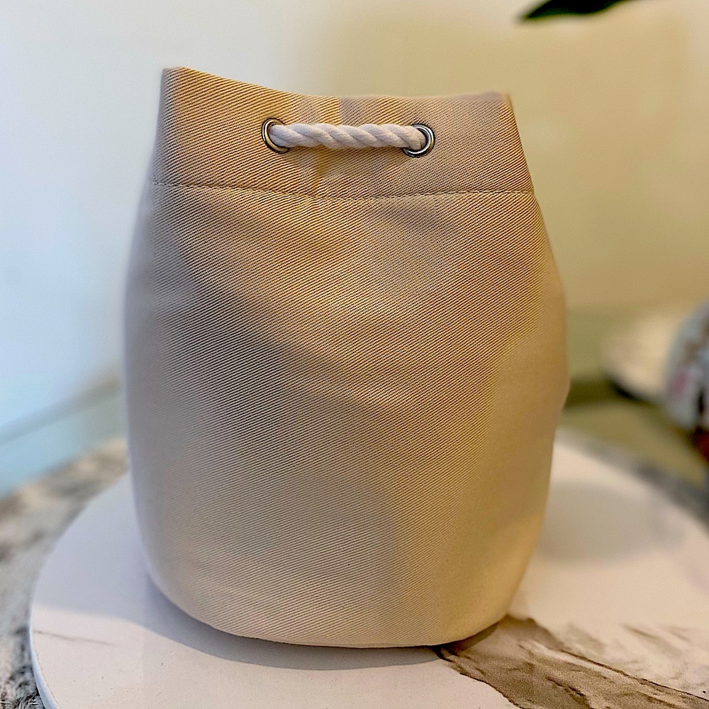 Dior - Makeup Pouch - Picture 6 of 7
